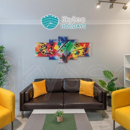 Sky Sea Holidays Malaga Turquesa Экстерьер фото